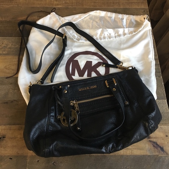 Michael Kors Handbags - Michael Kors shoulder bag